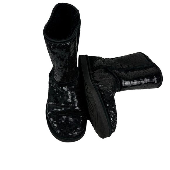UGG Classic Short Chunky Sequin Boot Black 8 - Picture 1 of 10